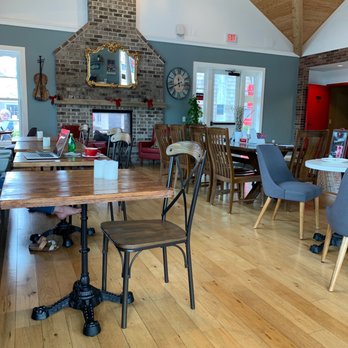 Cafe de Paris - Cozy atmosphere. - Coffee & Tea Near Me - North Myrtle Beach, South Carolina