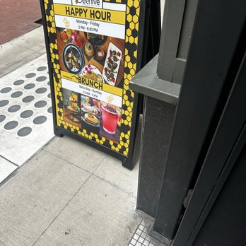 Beehive - Happy hour on the way out, bye bye! - Cocktail Bars Near Me - Dallas, Texas