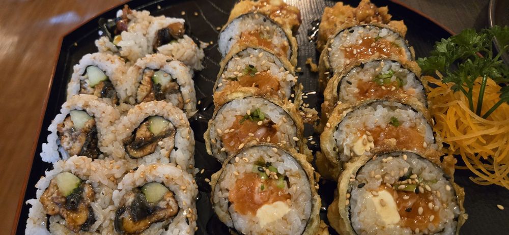 Food from PIN Wok&Bowl