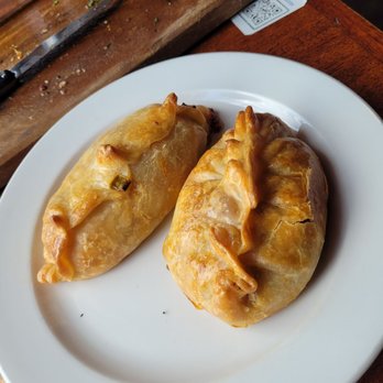 Buenos Aires Café - Este - Empanadas - Argentine Near Me - Austin, Texas Buenos Aires Café - Este - Empanadas - Argentine Near Me - Austin, Texas