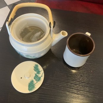Old Li's Restaurant - Hot Green Tea - Chinese Near Me - North Charleston, South Carolina