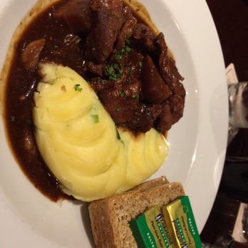 Darkey Kellys - Irish stew - Pubs Near Me - Dublin, D