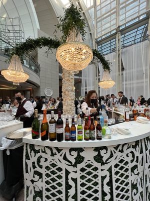 Ronald Reagan Building and International Trade Center Food Court by null