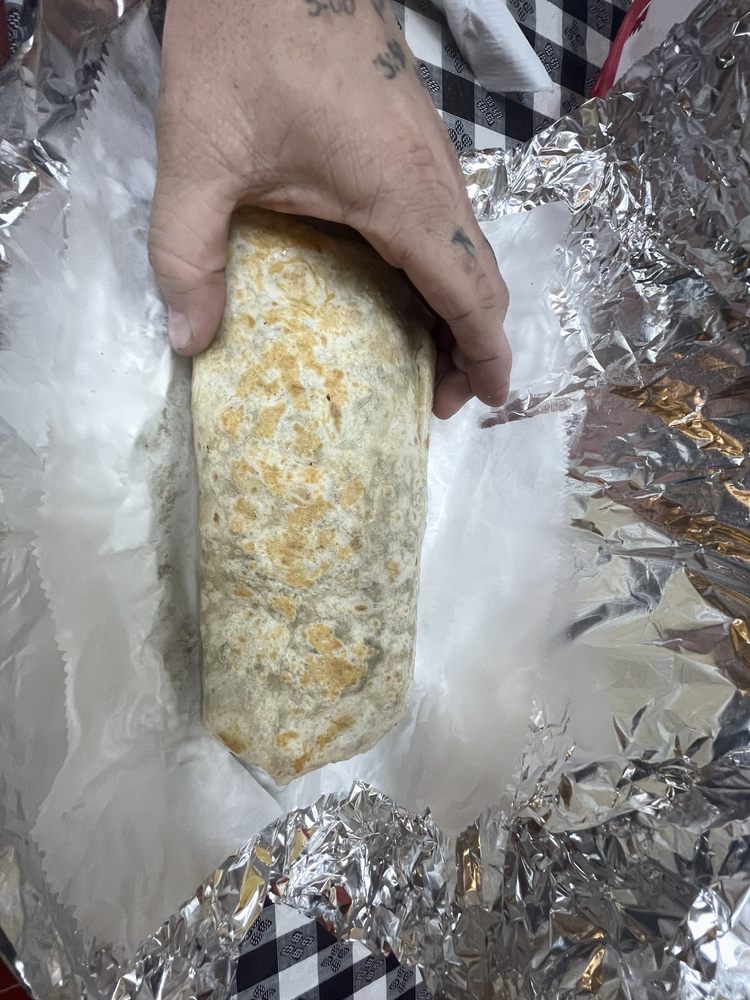 Azteca Mexican Restaurant Logo