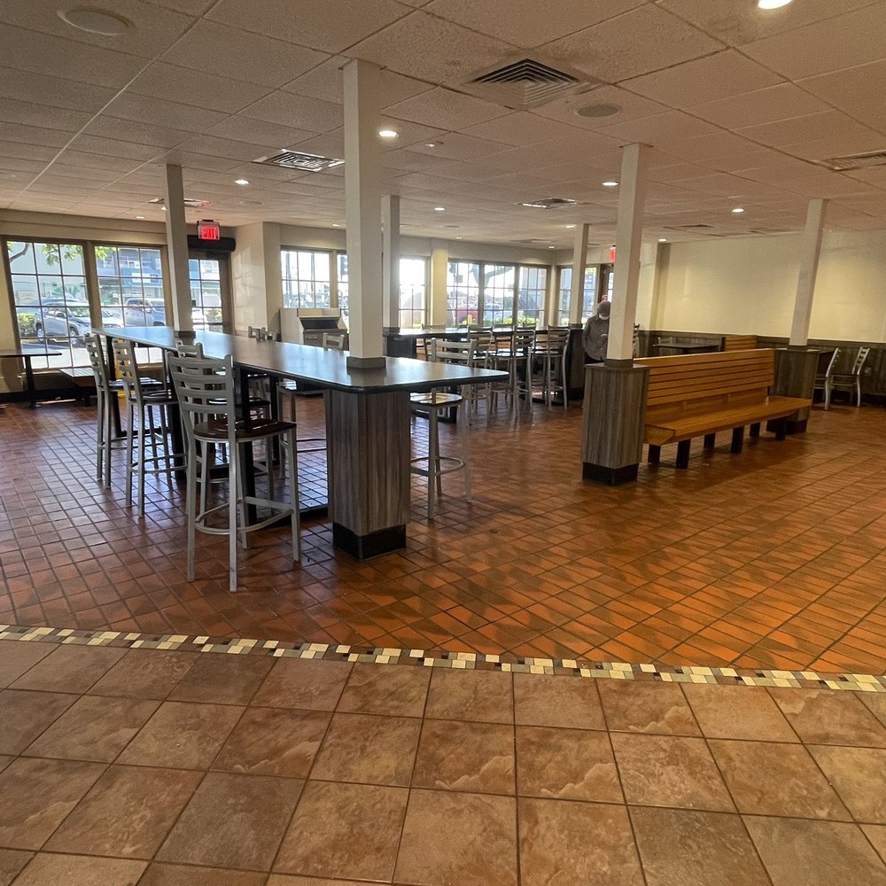 Zippy's Nimitz - take out dining room - Diners Near Me - Honolulu, Hawaii Zippy's Nimitz - take out dining room - Diners Near Me - Honolulu, Hawaii