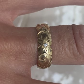 Happy Laulea - Jewelry Near Me - Honolulu, Hawaii