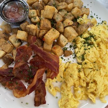 Sola - Breakfast & Brunch Near Me - Miami Beach, Florida Sola - Breakfast & Brunch Near Me - Miami Beach, Florida