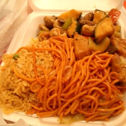 Half noodle and rice combo