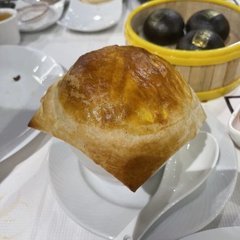 Bistro 1968 - Almond tea pastry - Dim Sum Near Me - San Gabriel, California