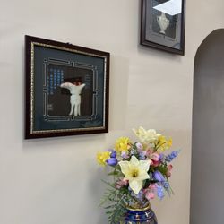 Dalton Massage & Reflexology - Massage parlor wall decorations