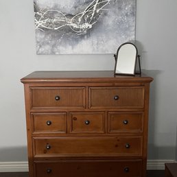 Dresser