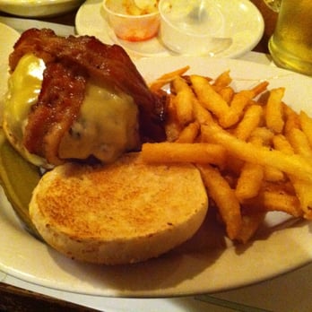 Piper's Kilt - bacon&swiss burger - American Near Me - Eastchester, New York Piper's Kilt - bacon&swiss burger - American Near Me - Eastchester, New York