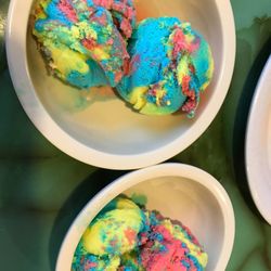 China One Buffet - Superman icecream.
