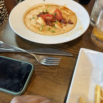 Krave Restaurant & Lounge - Lounges Near Me - Washington, DC, District of Columbia