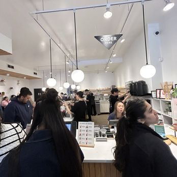Gathers Tea Bar - Bubble Tea Near Me - Chicago, Illinois