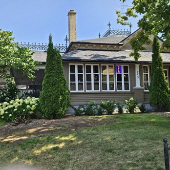 Georges - Enjoy indoor dining or a great patio overlooking Lake Huron - Desserts Near Me - Kincardine, Ontario Georges - Enjoy indoor dining or a great patio overlooking Lake Huron - Desserts Near Me - Kincardine, Ontario