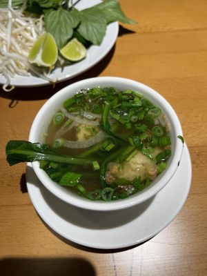 Pho Ngon by null