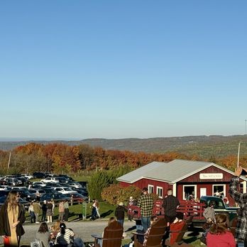 Beak & Skiff Apple Orchards - Distilleries Near Me - Lafayette, New York Beak & Skiff Apple Orchards - Distilleries Near Me - Lafayette, New York