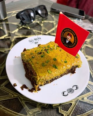 Hafız Mustafa by null