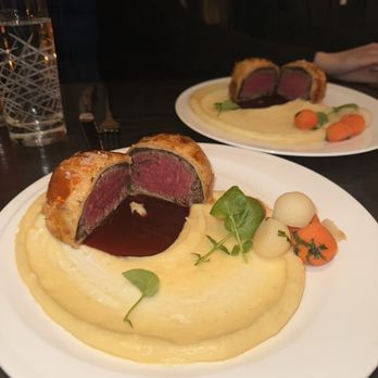 Gordon Ramsay Hell's Kitchen - Beef Wellington - Desserts Near Me - Washington, DC, District of Columbia