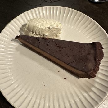 Cow & Cabbage - Peanut butter chocolate tart - New American Near Me - Tulsa, Oklahoma