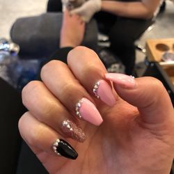 Platinum Nails