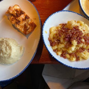 Red Lobster - Blackened Salmon (Lunch/Half), Mashed Potatoes, Macaroni and Cheese - Seafood Near Me - Lynnwood, Washington Red Lobster - Blackened Salmon (Lunch/Half), Mashed Potatoes, Macaroni and Cheese - Seafood Near Me - Lynnwood, Washington