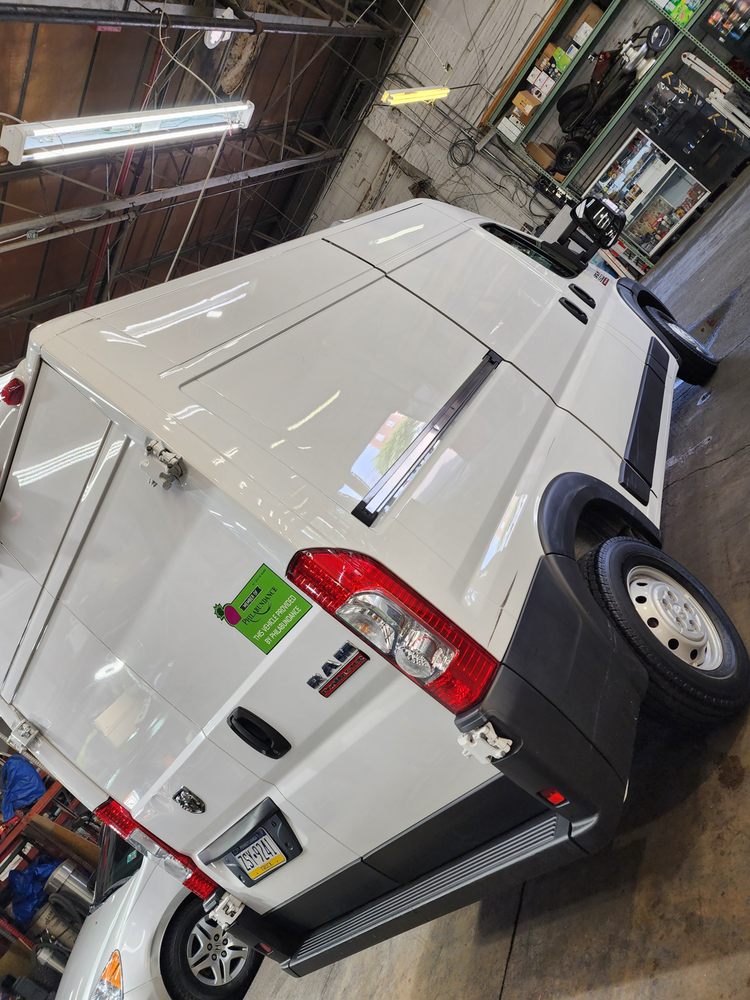 Amazing Creations Car Wash & Auto Detailing