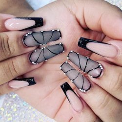 Adorn Nail Spa - Nails design ,