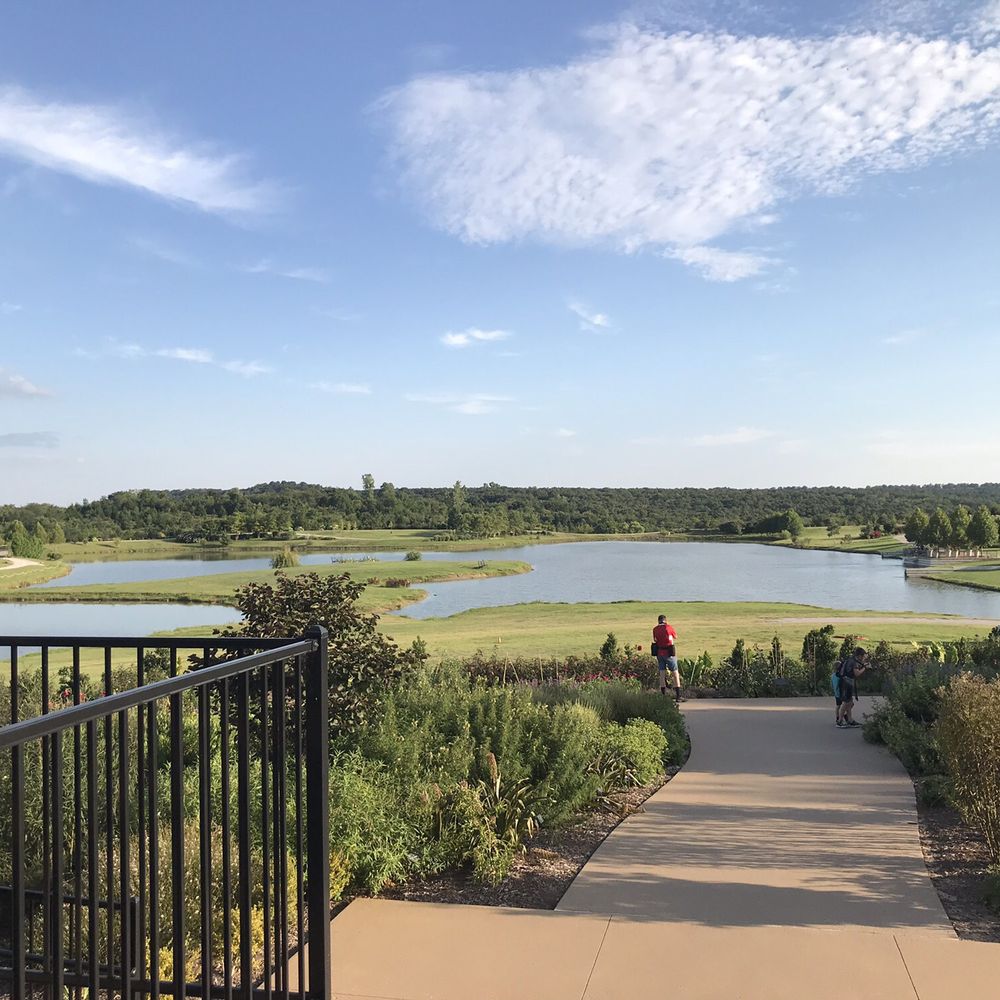 Tulsa Botanic Garden - Botanical Gardens Near Me - Tulsa, Oklahoma