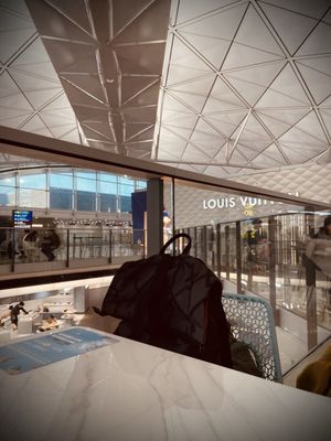 Hong Kong International Airport by null