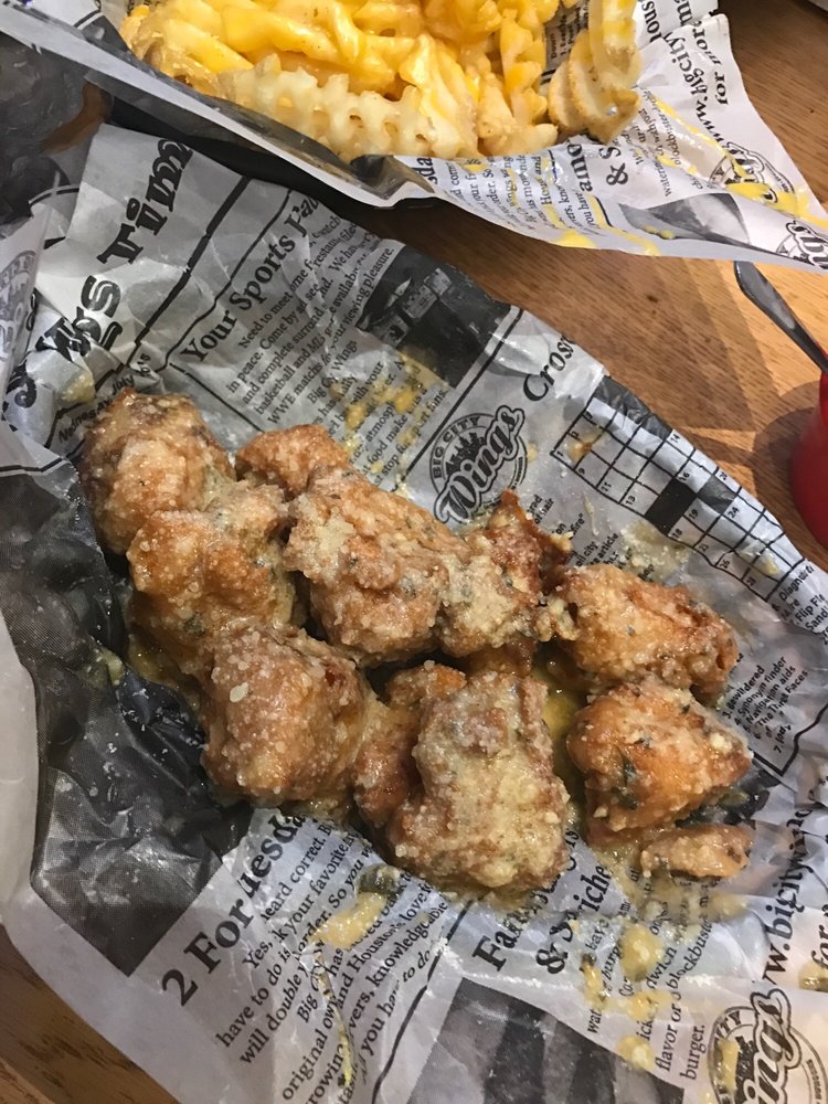 BIG CITY WINGS 290 Photos & 294 Reviews 7620 Katy Fwy, Houston, TX