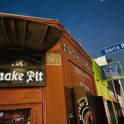 Snake Pit Alehouse Whiskey Bar & Kitchen - 7529 melrose avenue los angles calif 90046
323-653-2012