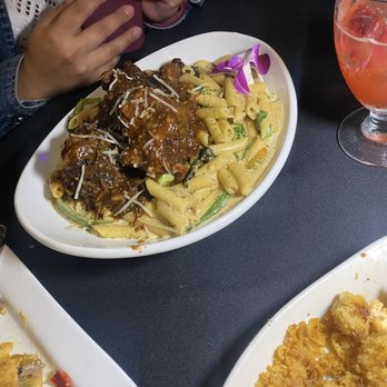 Noir Kitchen & Cocktails - Soul Food Near Me - Nashville, Tennessee