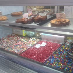 Confeitaria Vitoria - Montra da Pastelaria/Confeitaria