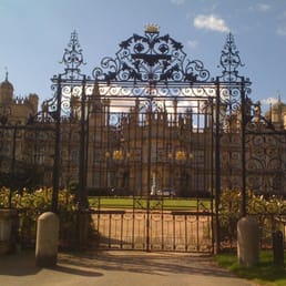 Front not open to visitors.  Enter through the side courtyard and stables.