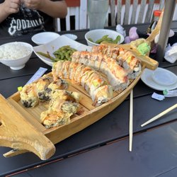 Shilla Teriyaki & Sushi Bar - Sushi, patio