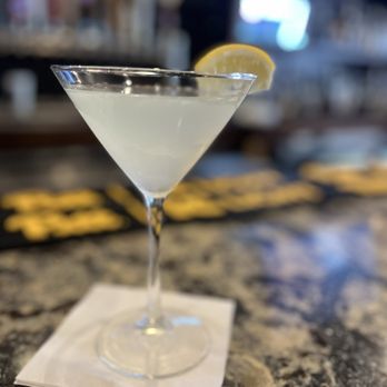Dive Bar & Grill - Pear martini - Dive Bars Near Me - Pittsburgh, Pennsylvania Dive Bar & Grill - Pear martini - Dive Bars Near Me - Pittsburgh, Pennsylvania