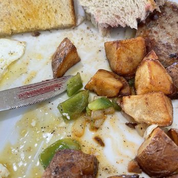 Patty's Eggnest - Was disappointed, the onions and green peppers was exactly what was on the plate. - Breakfast & Brunch Near Me - Tukwila, Washington Patty's Eggnest - Was disappointed, the onions and green peppers was exactly what was on the plate. - Breakfast & Brunch Near Me - Tukwila, Washington
