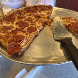 Monte Cello's - Pepperoni pizza.
