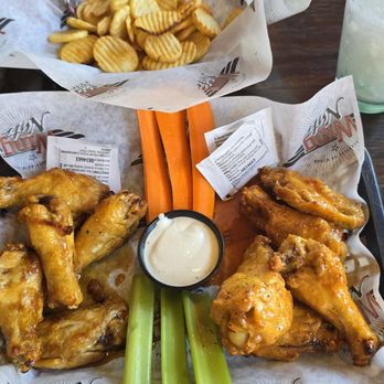 WingNutz - Gluten-free baked wings. June 2025 - Chicken Wings Near Me - Las Vegas, Nevada WingNutz - Gluten-free baked wings. June 2025 - Chicken Wings Near Me - Las Vegas, Nevada