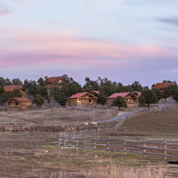 Zion Mountain Ranch - At dusk.. Relaxing, beautiful, quiet... perfect getaway!!! - Guest Houses Near Me - Mount Carmel, Utah Zion Mountain Ranch - At dusk.. Relaxing, beautiful, quiet... perfect getaway!!! - Guest Houses Near Me - Mount Carmel, Utah