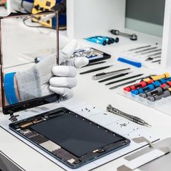 Phone Hub - Phone Hub Screen Replacement