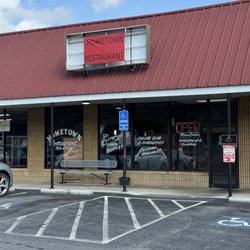Hometown Restaurant - Outside