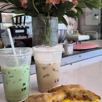 Bottega - Lemon Cream Latte The Valencia Breakfast Sandwich - Coffee & Tea Near Me - Austin, Texas