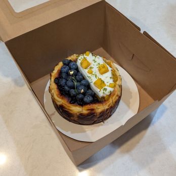 Seremi - Twilight cake from the box - Desserts Near Me