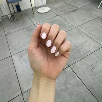 Aer Nailbar - Gel manicure by Chloe - Nail Salons Near Me - Brookline, Massachusetts