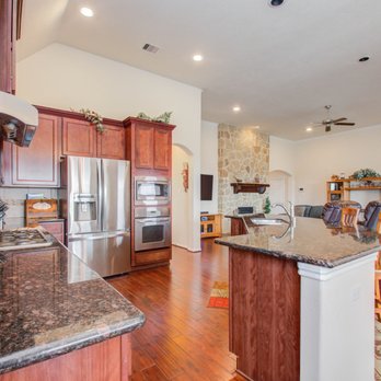 Blackshear Realty - Real Estate Services Near Me - Mont Belvieu, Texas Blackshear Realty - Real Estate Services Near Me - Mont Belvieu, Texas