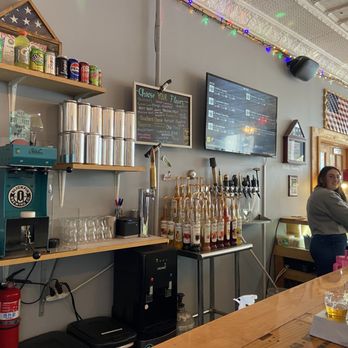 Slickfin Brewing Company - Interior - Breweries Near Me - Fort Edward, New York
