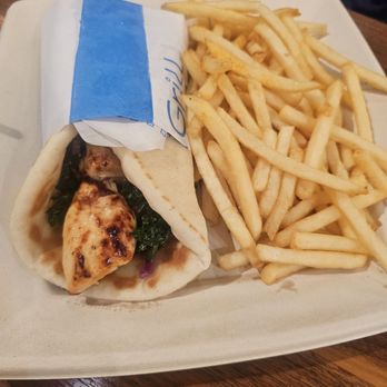 Luna Grill Clearfork - Chicken pita and fries - Greek Near Me - Fort Worth, Texas Luna Grill Clearfork - Chicken pita and fries - Greek Near Me - Fort Worth, Texas